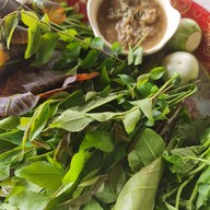 ข้าวแกงป้าชี