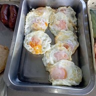 เฮียอู้ดข้าวขาหมูข้าวมันไก่