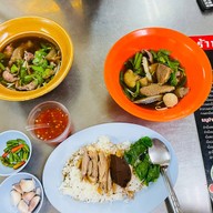 วัฒนพานิช นวมินทร์