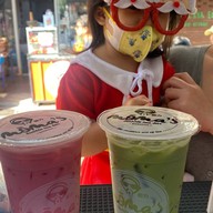 Moma's Bubble Tea Bar มอมาร์สชานมไข่มุก วังหลัง