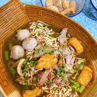 ก๋วยเตี๋ยวเรือ อิ่มแปล้ เหมือนแม่ป้อน เขาเต่า