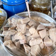 ขนมหวานแม่ฉิม (ตลาดยาว)