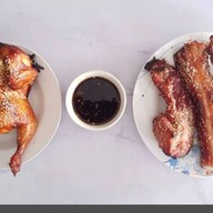 เมี่ยงสะเดิด ปลาเผา กุ้งเผา ไก่ย่าง ส้มตำ ยำ อาหารอีสาน 2