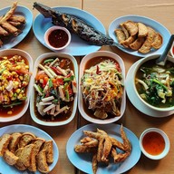 เจ๊ปุ๊ก ตำแหลก