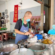 ขนมหวานแม่ฉิม (ตลาดยาว)