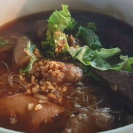 เมนูของร้าน ก๋วยเตี๋ยวไก่ตุ๋นสูตรแม่กิม(เจ๊ณี)