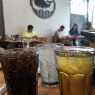 ปลาวาฬใจดี สุกี้&ชาบู ซอยมัยลาภ