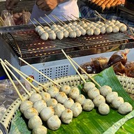 ปั้นสดลูกชิ้น เฮงจัง