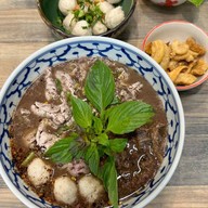 นิยมสมิทธิ์ NIYOM SMITH THAI BOAT NOODLES