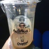 หน้าร้าน Moma's Bubble Tea Bar มอมาร์สชานมไข่มุก วังหลัง