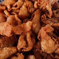 ไก่ทอดสมุนไพรประโคนชัย(หมู่บ้านหรรษา)