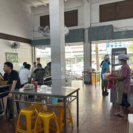 ต้มยำน้ำลึก