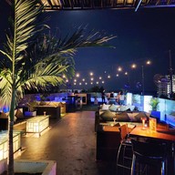 EAST - Rooftop Bar & Lounge