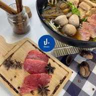 ป.ชัยแสง ก๋วยเตี๋ยวตุ๋น