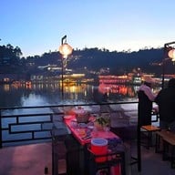 นงนุชรีสอร์ท