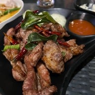 Flann O'Brien's เมืองทองธานี