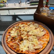 เมนูของร้าน Pizza'Zi Fusion Pizza and Wine Bar