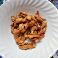 เมนูของร้าน ก๋วยเตี๋ยวคั่วไก่ โรงพยาบาลกลาง