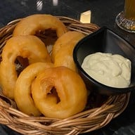 Flann O'Brien's เมืองทองธานี