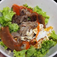 เมนูของร้าน เจมส์คั่วไก่ (ก๋วยเตี๋ยวคั่วไก่สูตรโบราณ)
