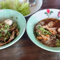 ก๋วยเตี๋ยวเรือนายลือ ต้นตำรับ สาขา ตรงข้ามสวนสามพราน สามพราน