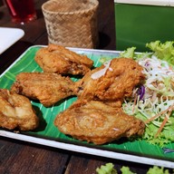 แม่เบญคัลทรี่2 สระน้ำ