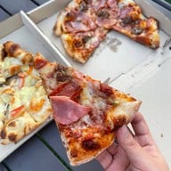 The Duke's เมญ่า