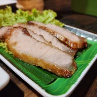 แม่เบญคัลทรี่2 สระน้ำ