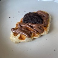 กล้วยทับสองพี่น้อง