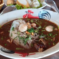 ก๋วยเตี๋ยวเรือนายลือ ต้นตำรับ สาขา ตรงข้ามสวนสามพราน สามพราน