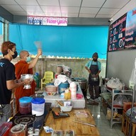 ก๋วยเตี๋ยวเรืออยุธยาส.สาลี่ เศรษฐีเรือทอง สาขาชลบรี