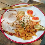 ก๋วยเตี๋ยวต้มยำสุโขทัย กระเพรา(ประดิพัทธ์25) ประดิพัทธ์-สะพานควาย