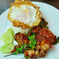 เมนูของร้าน ร้านหมูแดงหมูกรอบฮ่องกง(เฮียจิ้น)