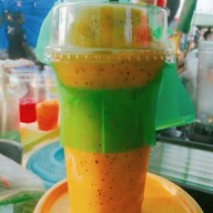 เมนูของร้าน ปุ๊สมูทตี้สมุนไพรพร้อมดื่ม