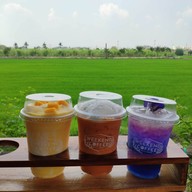 Weekend Coffee Farm & Garden ซอยวัดลาดปลาดุก