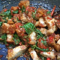 กะเพราโครตปู