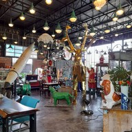 บรรยากาศ เด่นสุด ๆ คาเฟ่ กาญจนบุรี