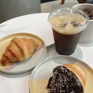 Niwo Coffee & Croissant Sukhumvit 39 สุขุมวิท 39
