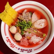 ร้านก้วยเตี๋ยวโกเด้ง โฮเด้งใส่ใจ Nutch นาดี หมู่ 4