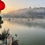 นงนุชรีสอร์ท