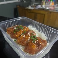 ไก่ผู้กล้า สาขา14 นครปฐม พวงสำลี2 นครปฐม พวงสำลี2