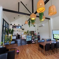 บ้านเฮาคาเฟ่