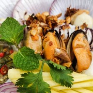 ผัดไท หอยทอด ออส่วน สาย4