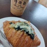 ลลิล Homemade Croissant