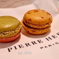 Pierre Hermé Paris Emporium ( M FLOOR )