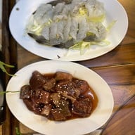 ร้านลาภแซ่บโคขุนโพนยางคำ