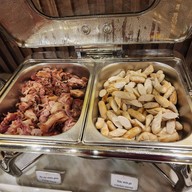 เมนูของร้าน Ta Van Restaurant