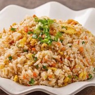 น้องบรีสอาหารตามสั่งและยำรสเด็ด เทพารักษ์