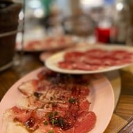 ร้านลาภแซ่บโคขุนโพนยางคำ