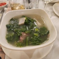 เมนูของร้าน Ta Van Restaurant